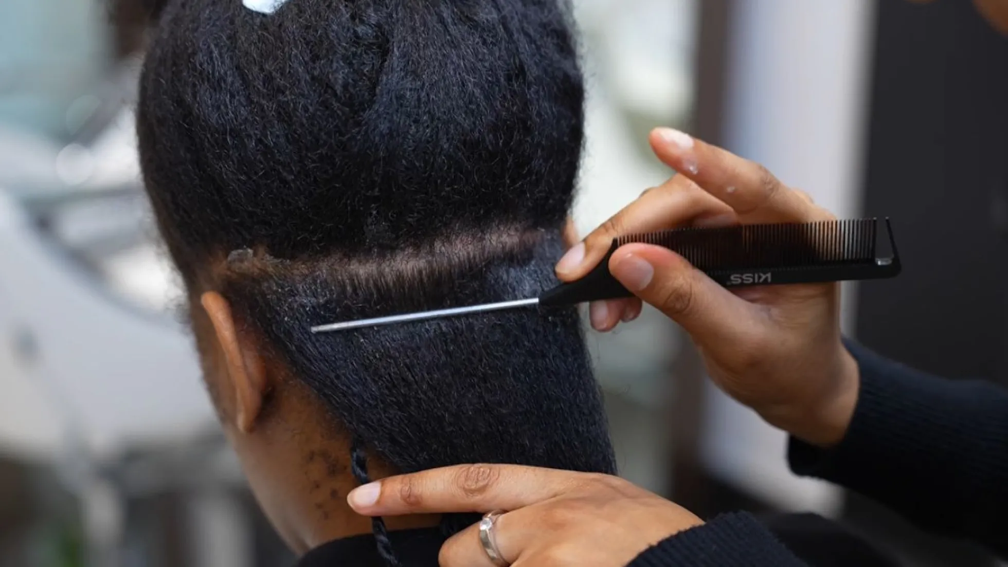 Axe Pin Tail Comb